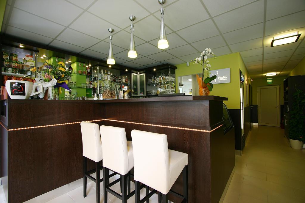 Cafe Relax Apartments Hévíz Eksteriør billede